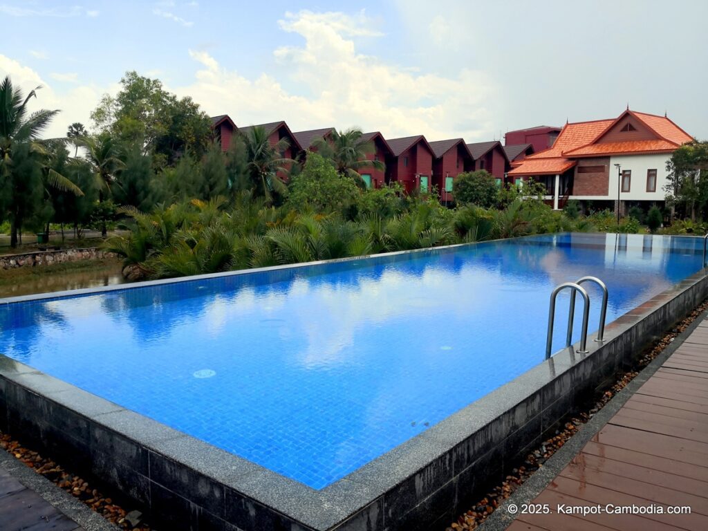 lodge moni essara in kampot cambodia