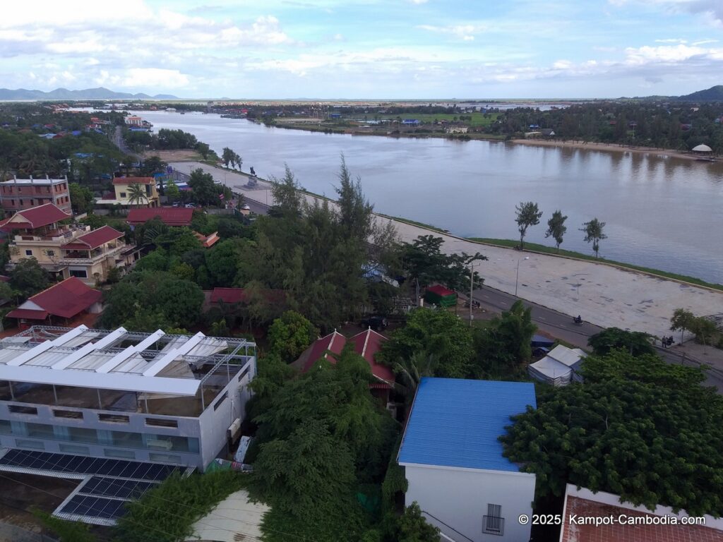 new kampot hotel in kampot cambodia