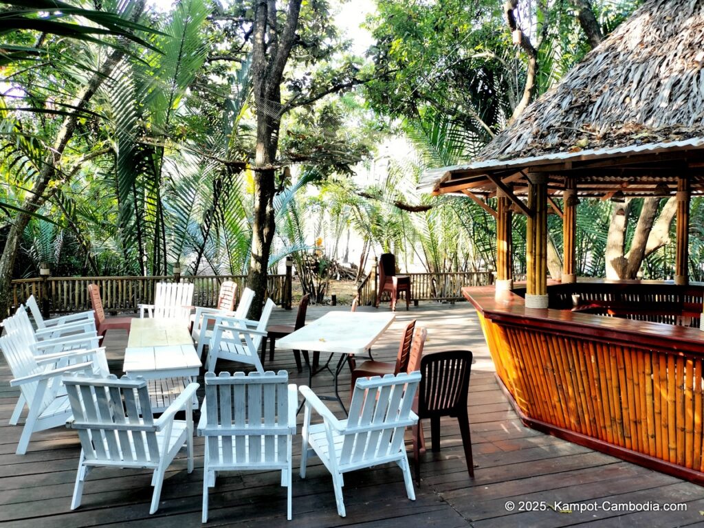 sloek chak bungalows in kampot cambodia