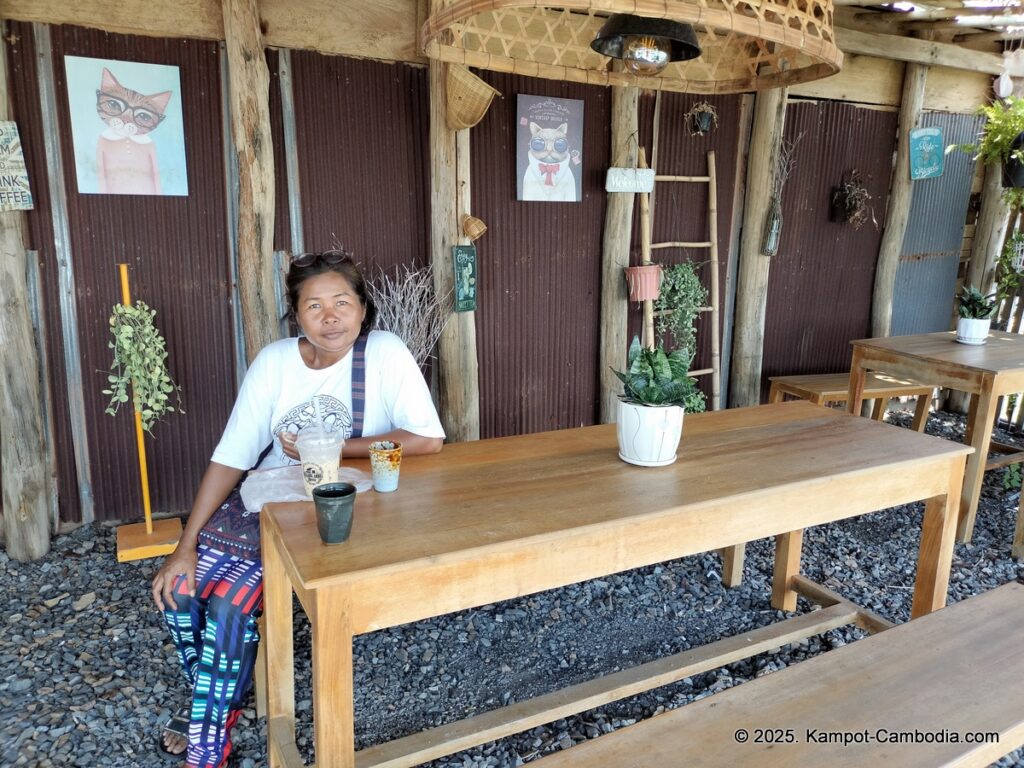 khleang ambel coffee in kampot cambodia