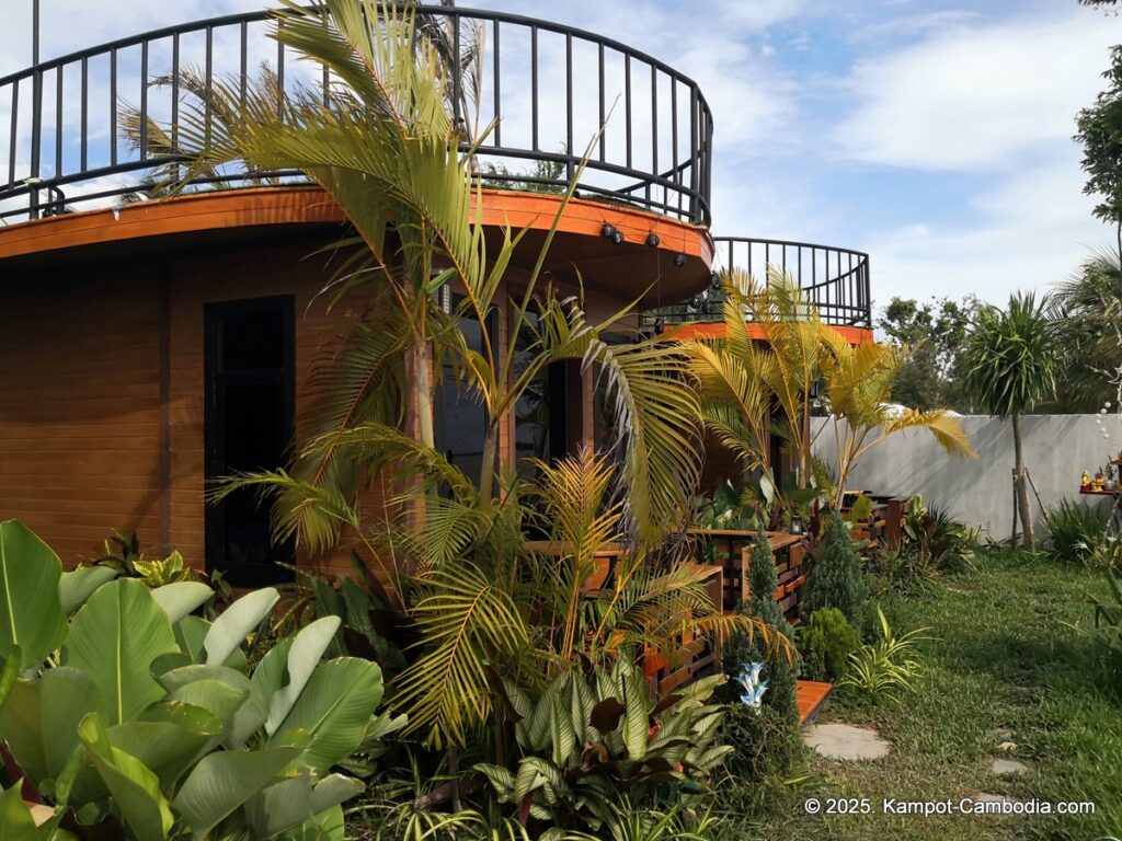 lomhai kampot on fish island in cambodia