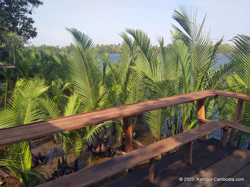 kampot riverfront boutique in kampot cambodia (or hotel)