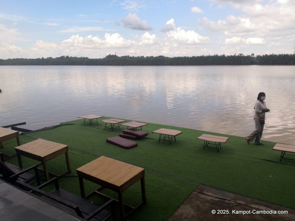 kampot river bungalow in kampot cambodia