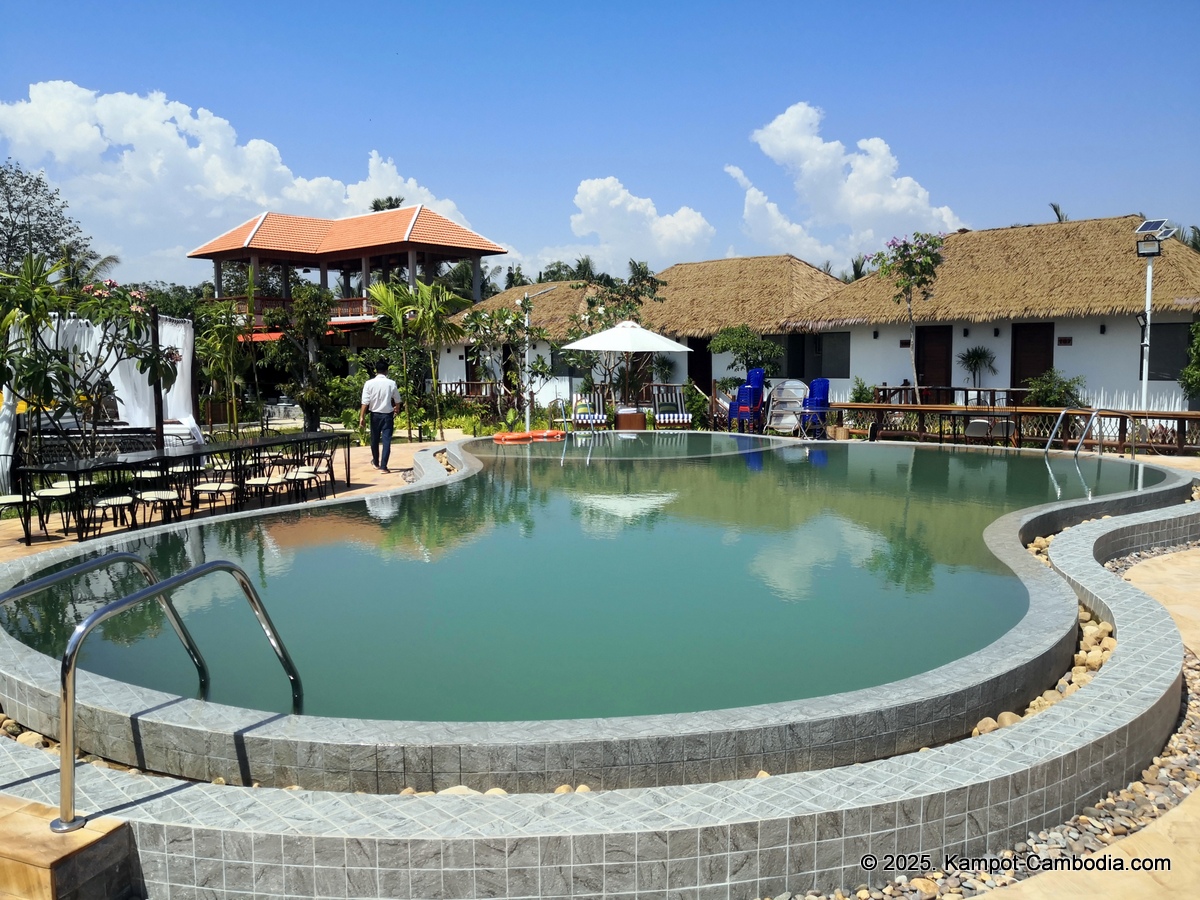 rivertree villa and resort in kampot cambodia