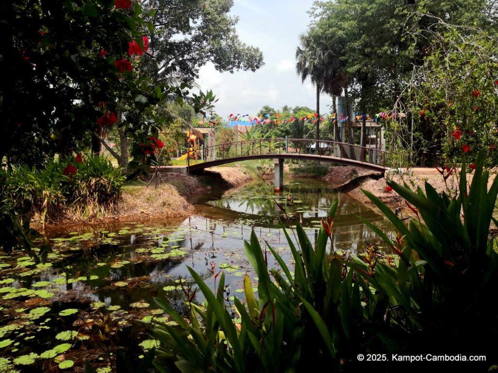 ganesha kampot resort in cambodia