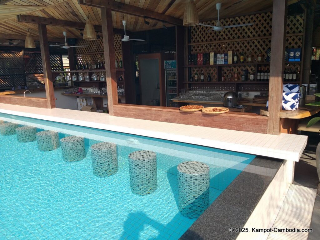 peam snea resort in kampot cambodia