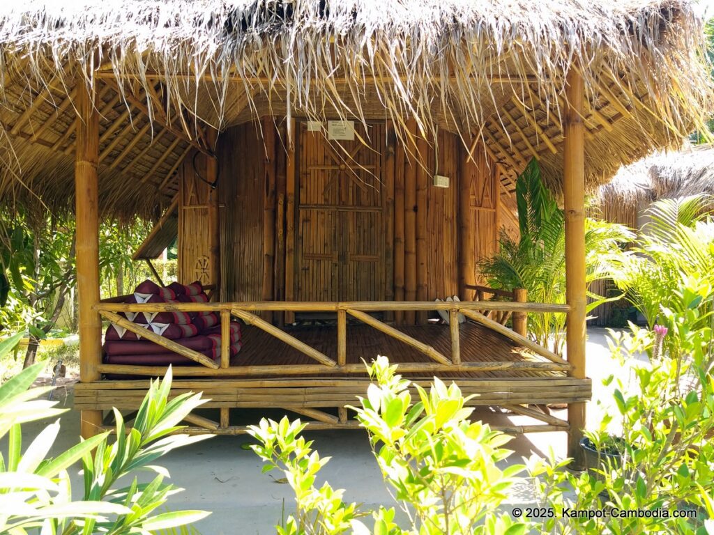 nary garden bungalow in kampot cambodia