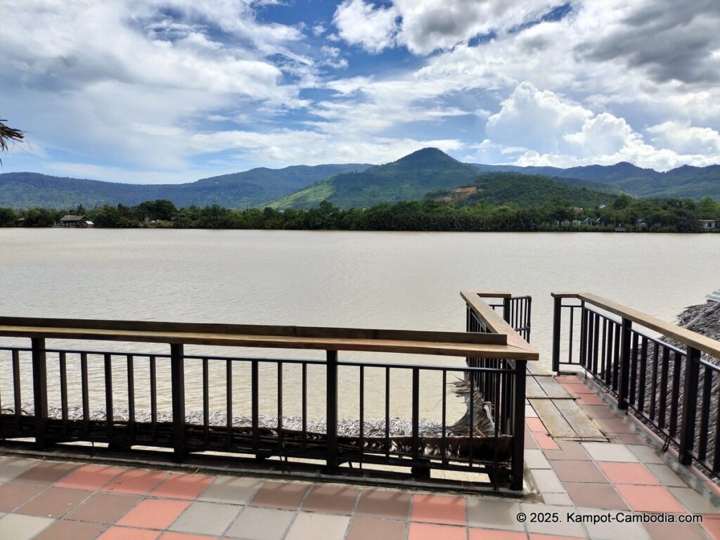 Welcome to Les Manguiers, Mango Tree Hotel Resort in kampot cambodia