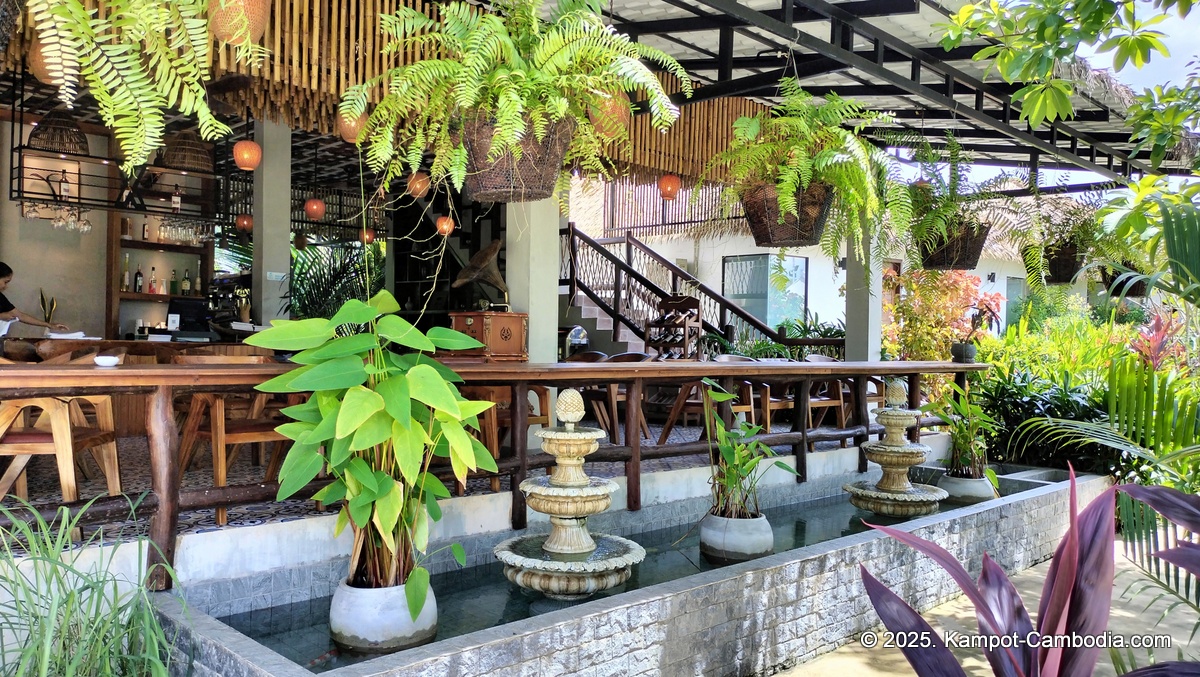 rivertree villa and resort in kampot cambodia