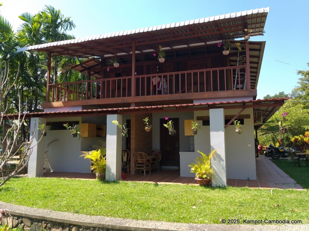 nary garden bungalow in kampot cambodia