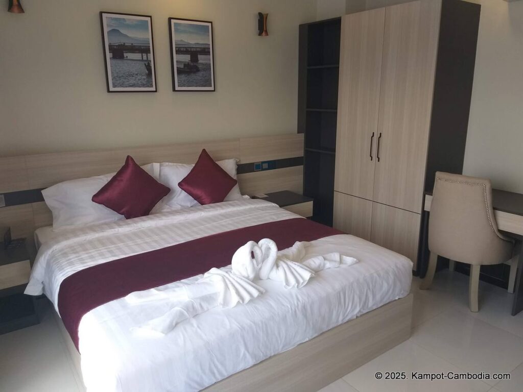 twin hotel in kampot cambodia