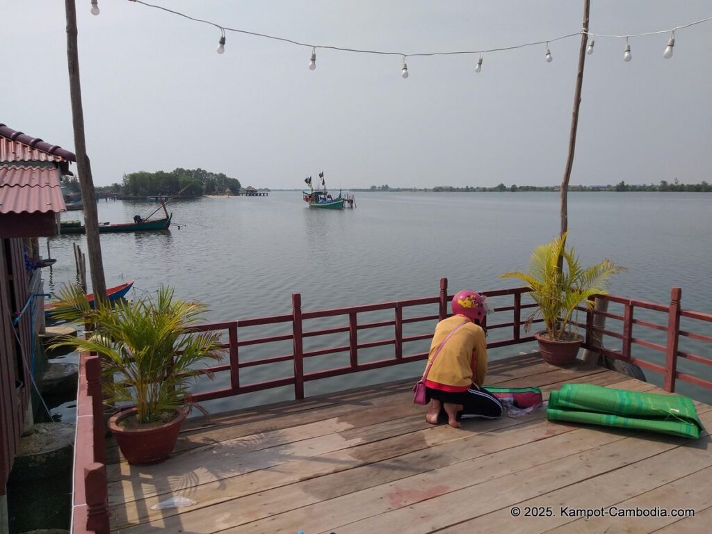 sony phnom doang bungalows in kampot cambodia