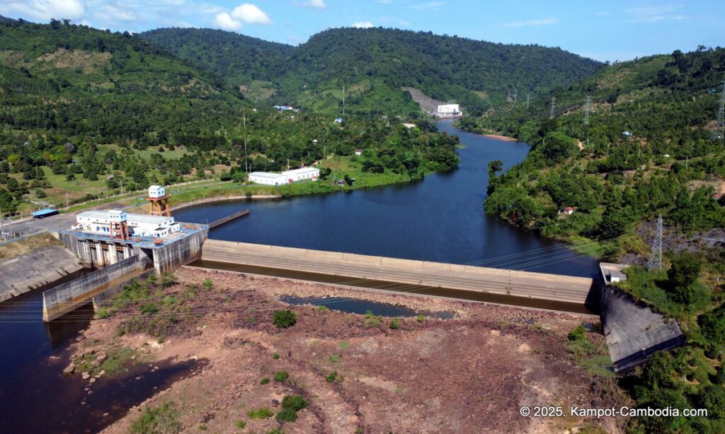 ban ban resort kampot cambodia