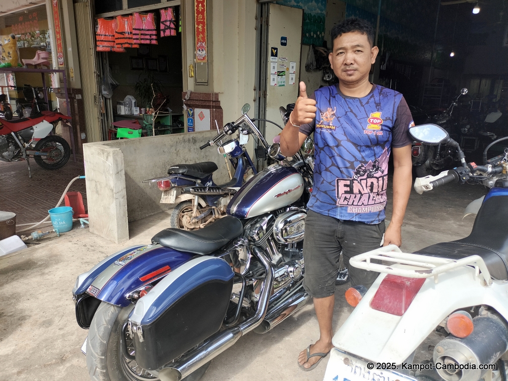 tin tin motorbike motorcycle rental and repair in kampot cambodia