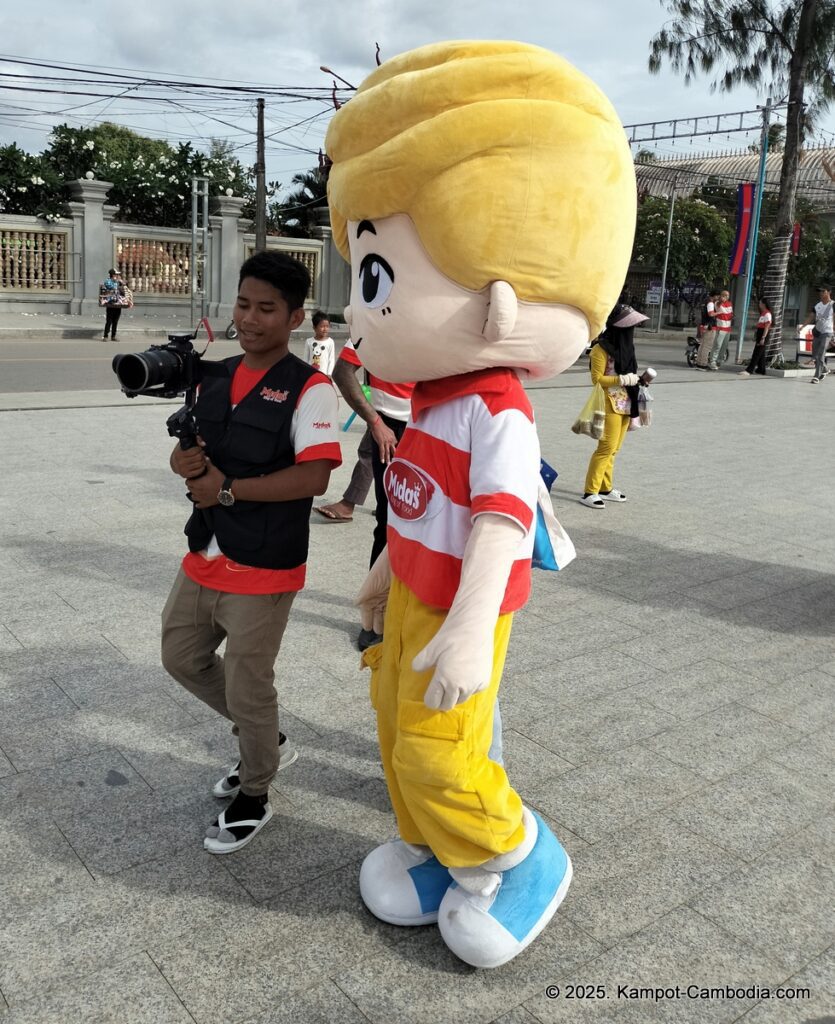 magical kampot seahorse statue in kampot cambodia