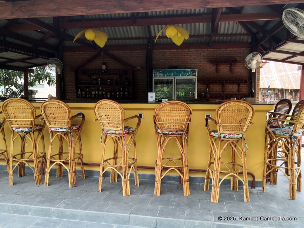 1960 khmer restaurant and bar in kampot cambodia