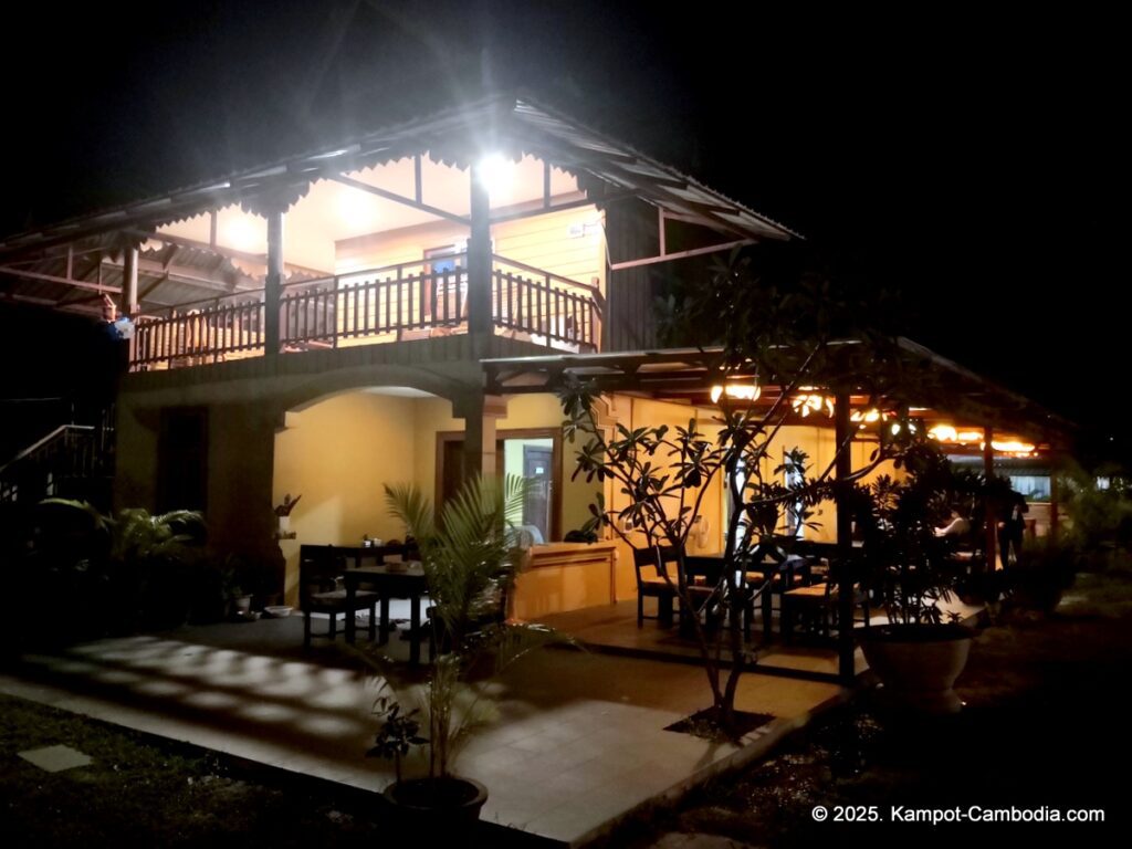 1960 khmer restaurant and bar in kampot cambodia