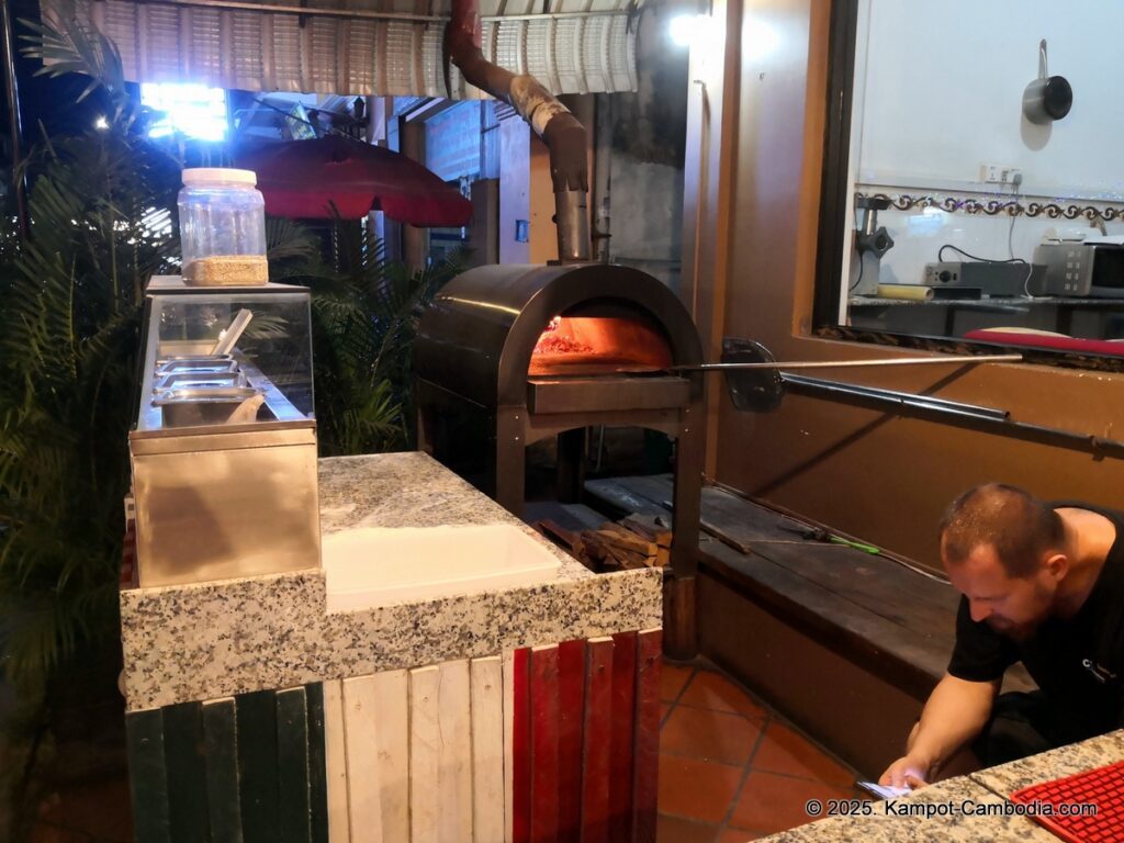 al cioccoloatino italian wood fired pizza and chocolate in kampot cambodia