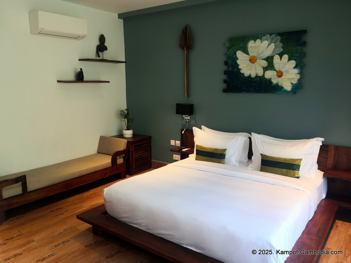 rivertree villa and resort in kampot cambodia