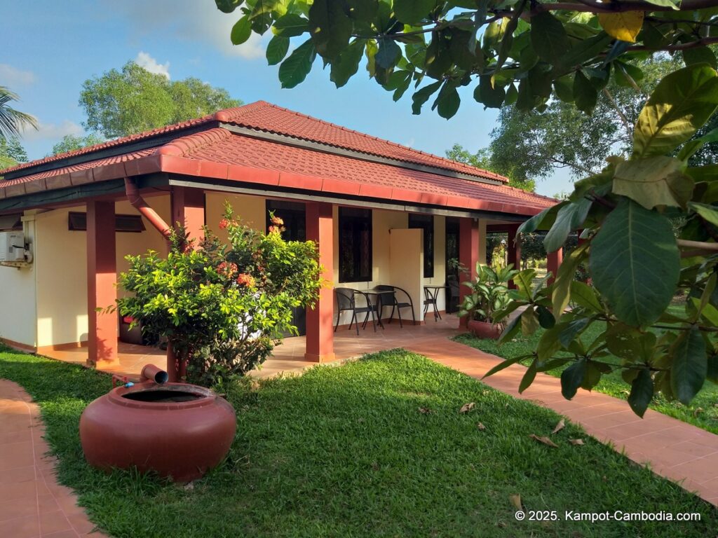 villa vedici in kampot cambodia