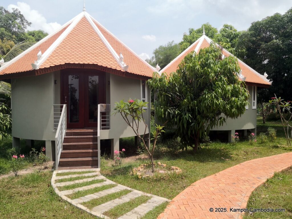 ganesha kampot resort in cambodia