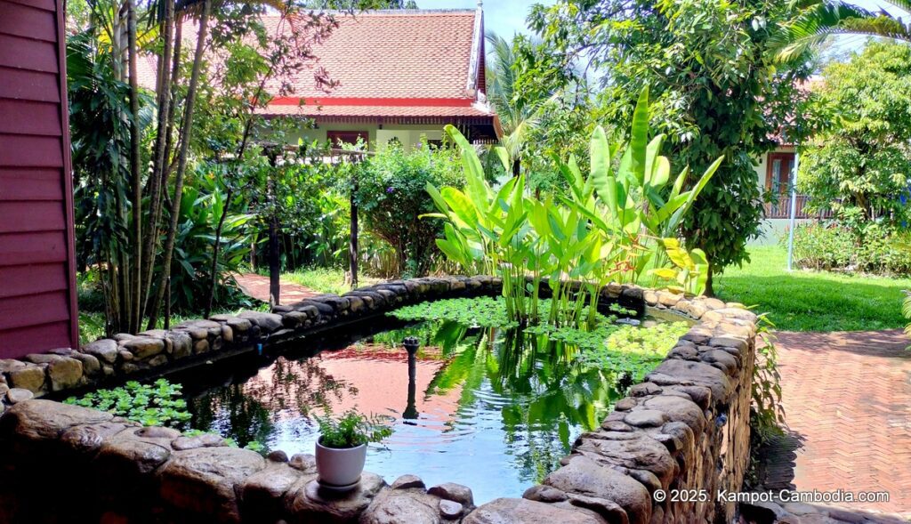 ganesha kampot resort in cambodia