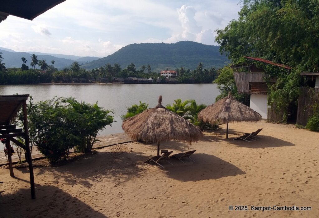 sabay beach kampot hotel in cambodia