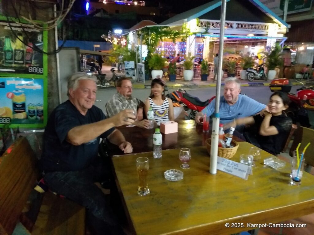 kampot pie and ice cream in kampot cambodia