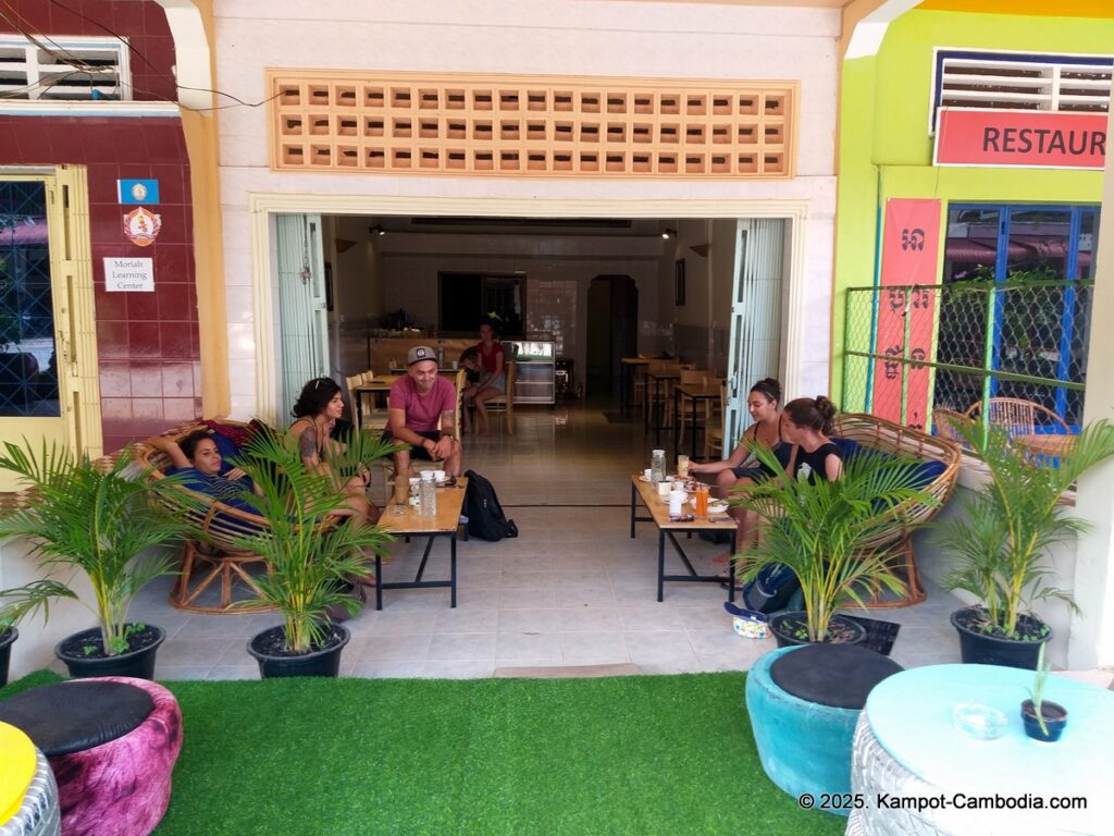 cv vegetarian restaurant in kampot cambodia