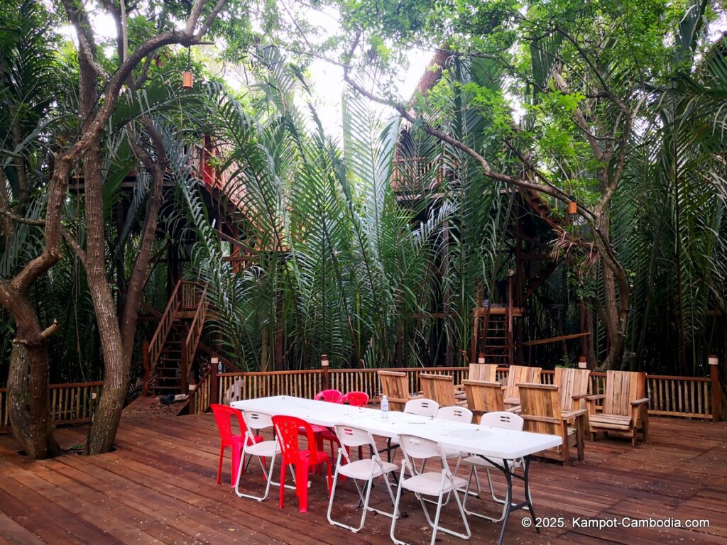 sloek chak bungalows in kampot cambodia