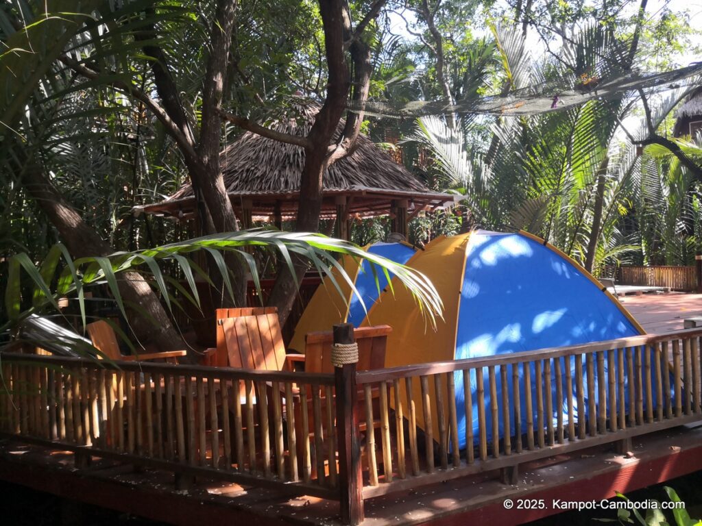 sloek chak bungalows in kampot cambodia