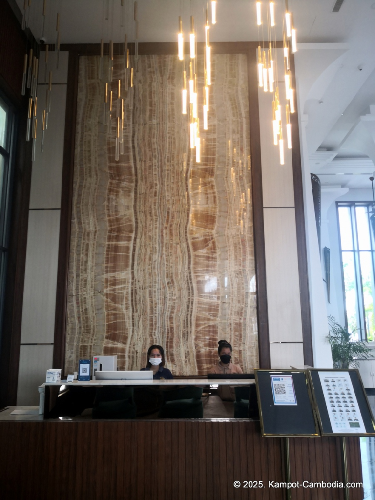 castle bayview hotel in kampot cambodia