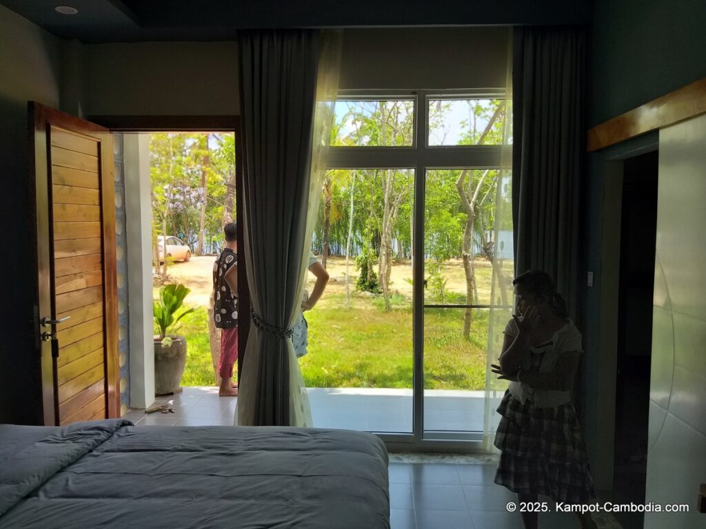 kampot riverfront boutique in kampot cambodia (or hotel)