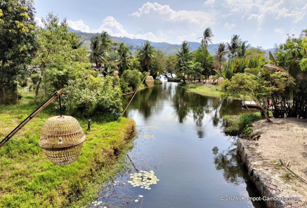 peam snea resort in kampot cambodia