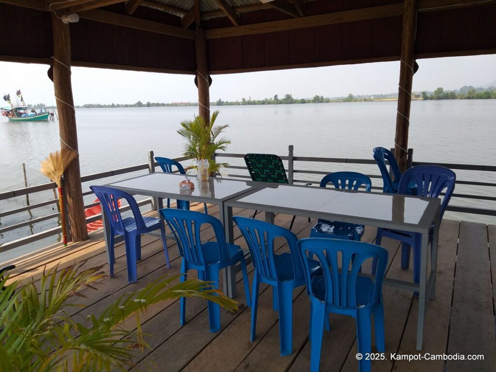 sony phnom doang bungalows in kampot cambodia