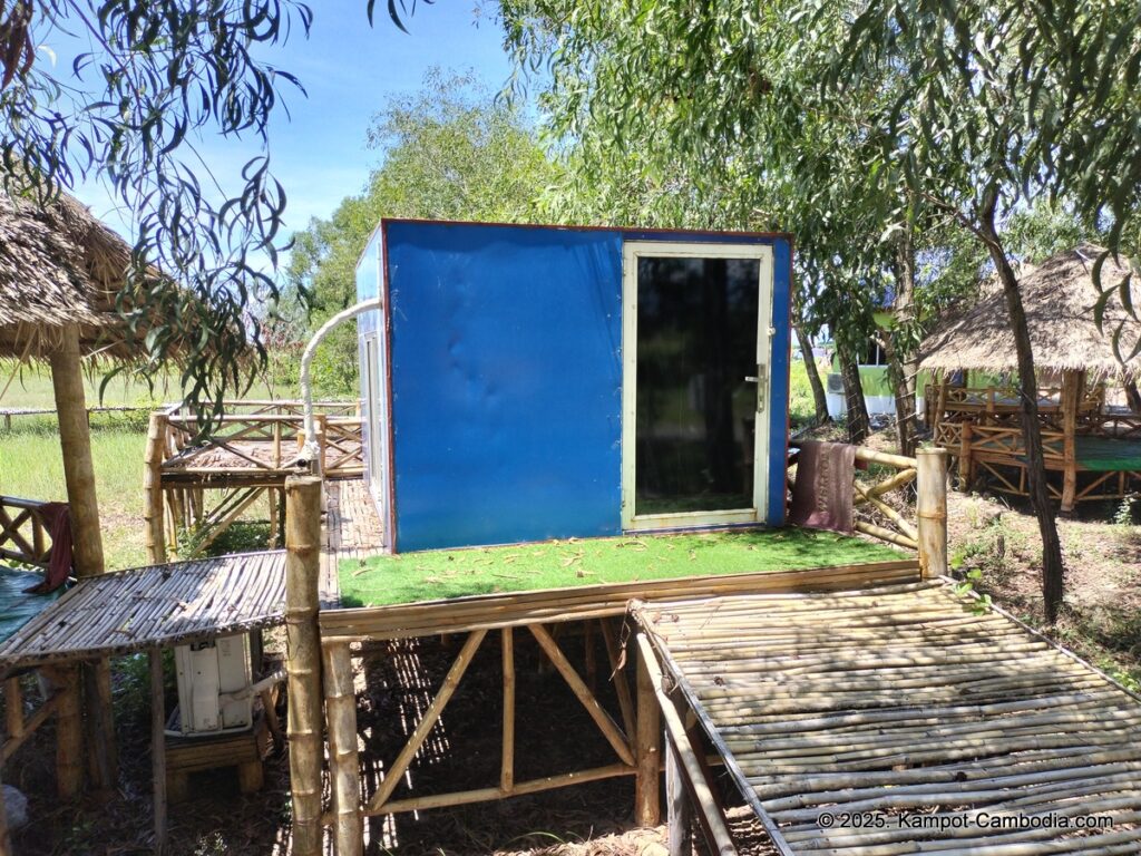 La plage de Kampot by Lee & Hap Geusthouse in kampot cambodia