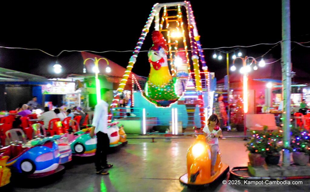 kampot night market in cambodia