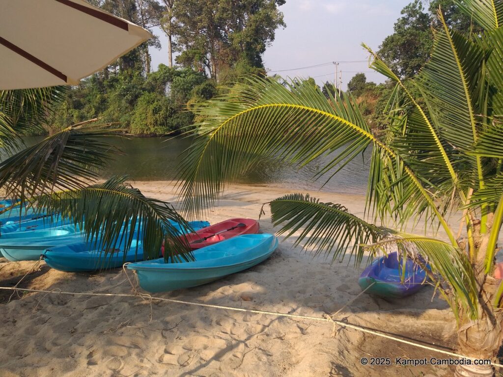 peam snea resort in kampot cambodia