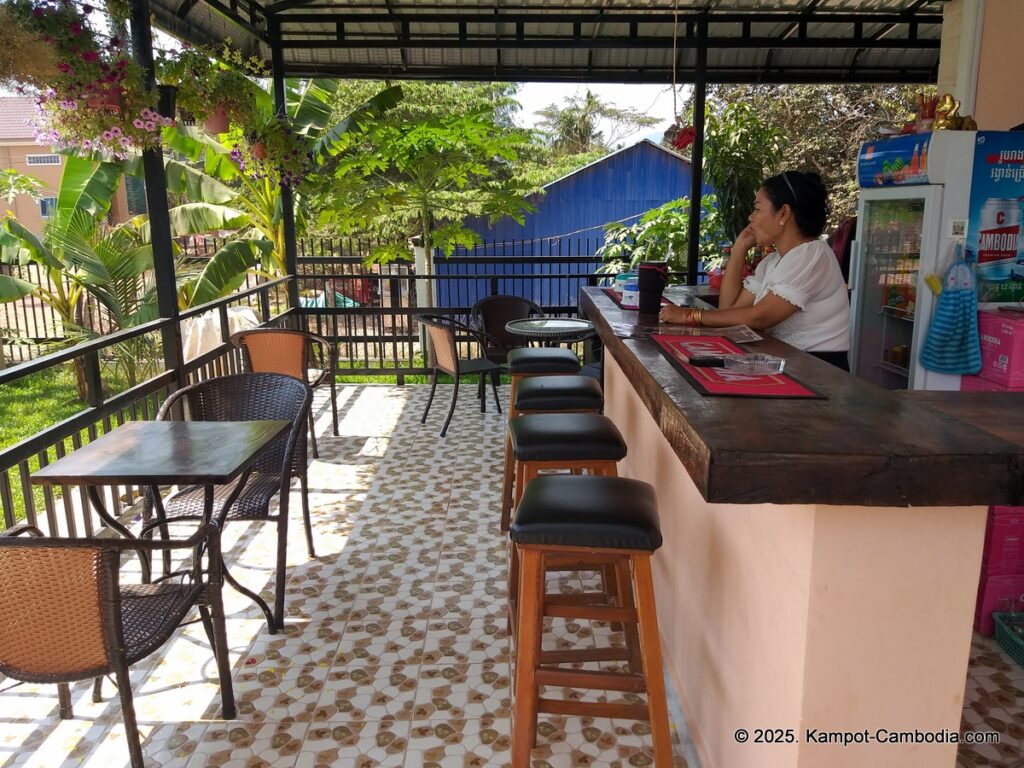 narin bar in kampot cambodia