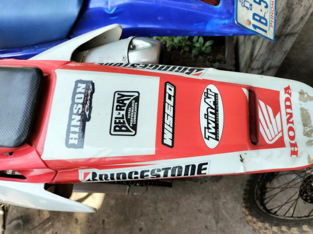 tin tin motorbike motorcycle rental and repair in kampot cambodia