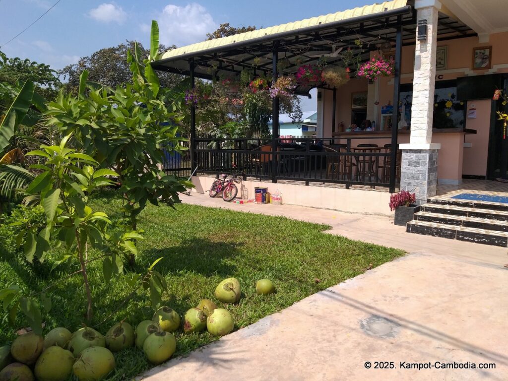 narin bar in kampot cambodia