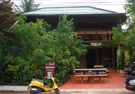 rikitikitavi hotel in kampot, cambodia