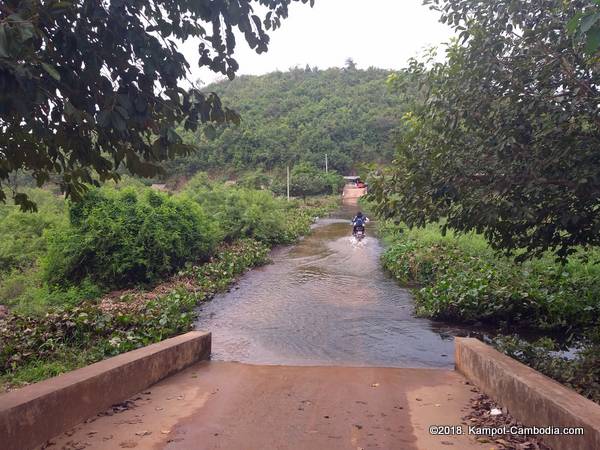 secret lake in kampot, cambodia