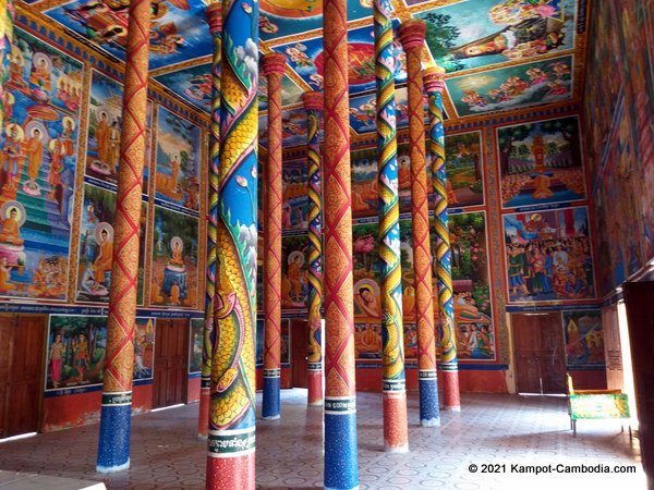 Toek Vil Pagoda. Wat Dtuk Veul in Kampot, cambodia