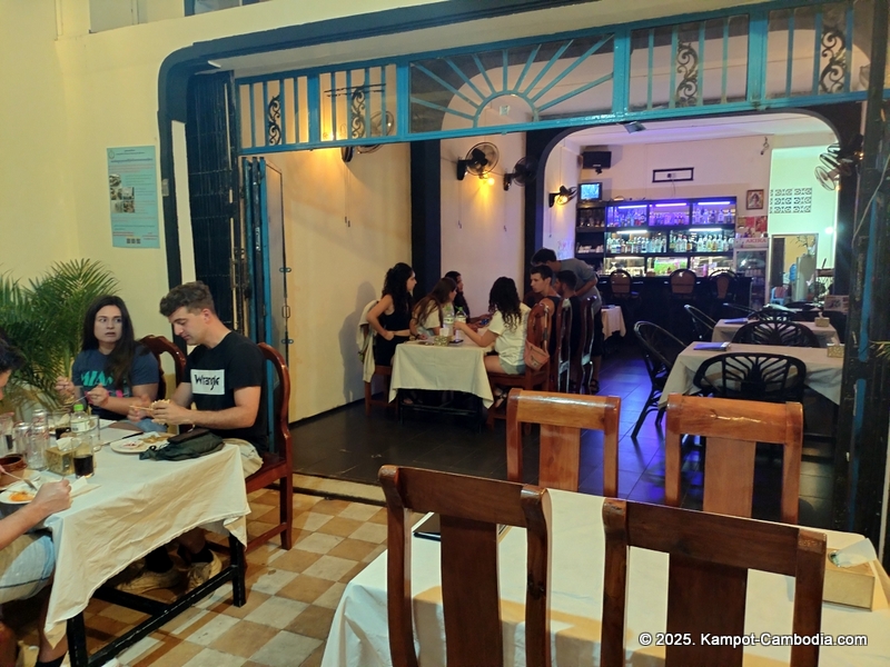 vanna restaurant in kampot cambodia