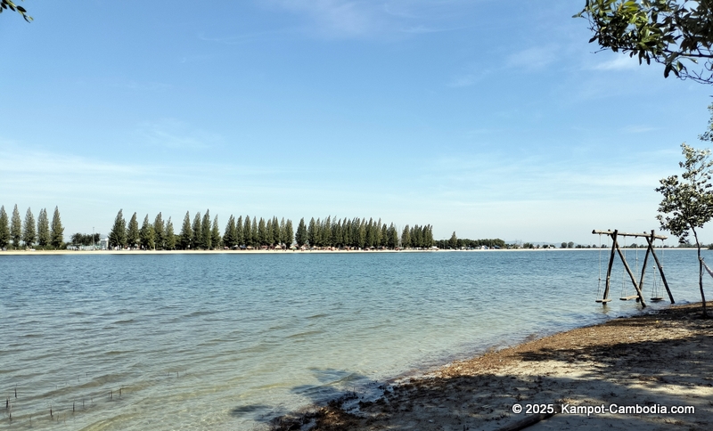 Koh Smos Sne Love Island in kampot, cambodia