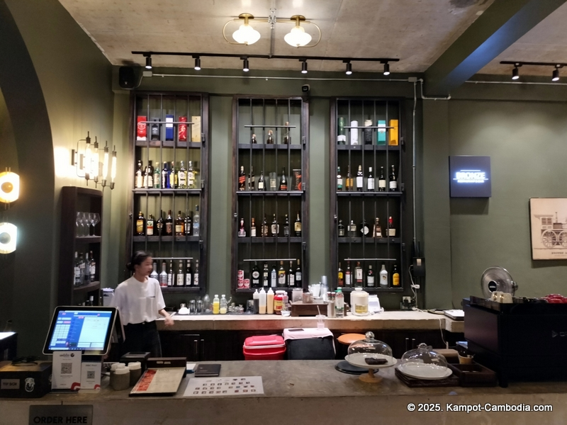 bronze restaurant, bar and cafe in kampot cambodia