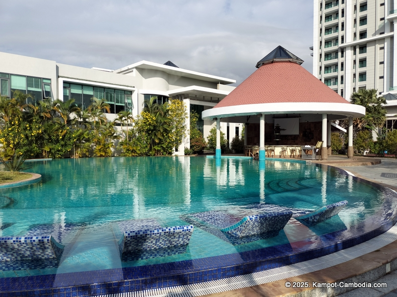 castle bayview hotel in kampot cambodia