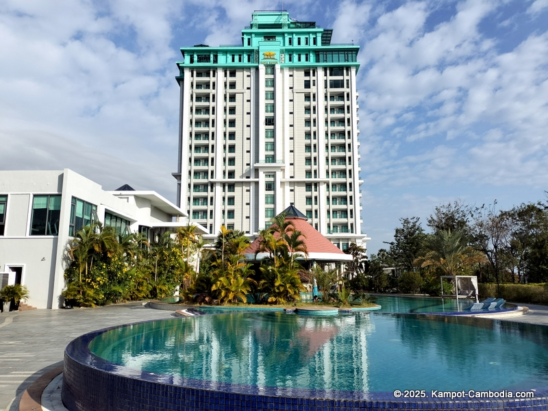castle bayview hotel in kampot cambodia