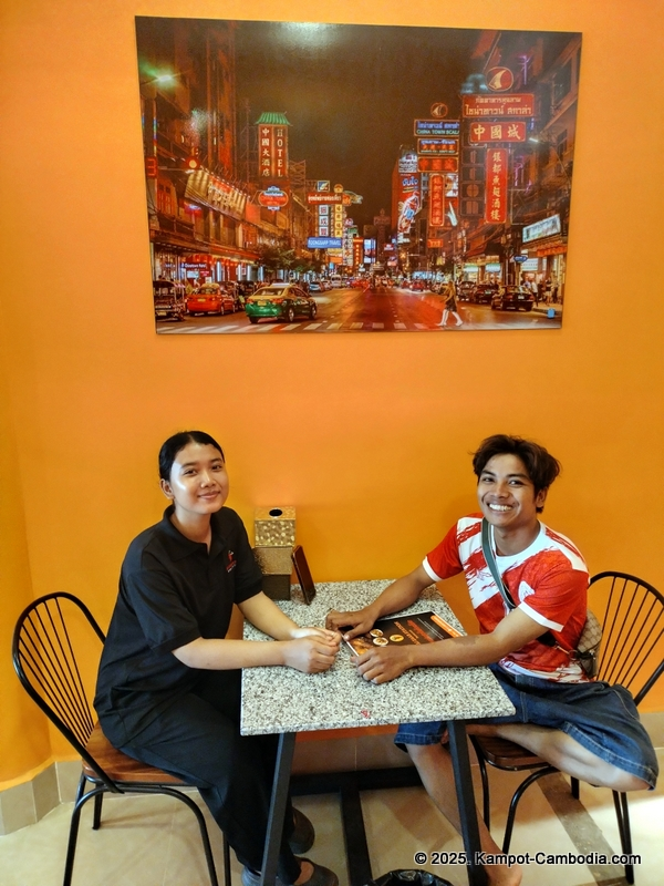 thai zaab station in kampot, cambodia thai food